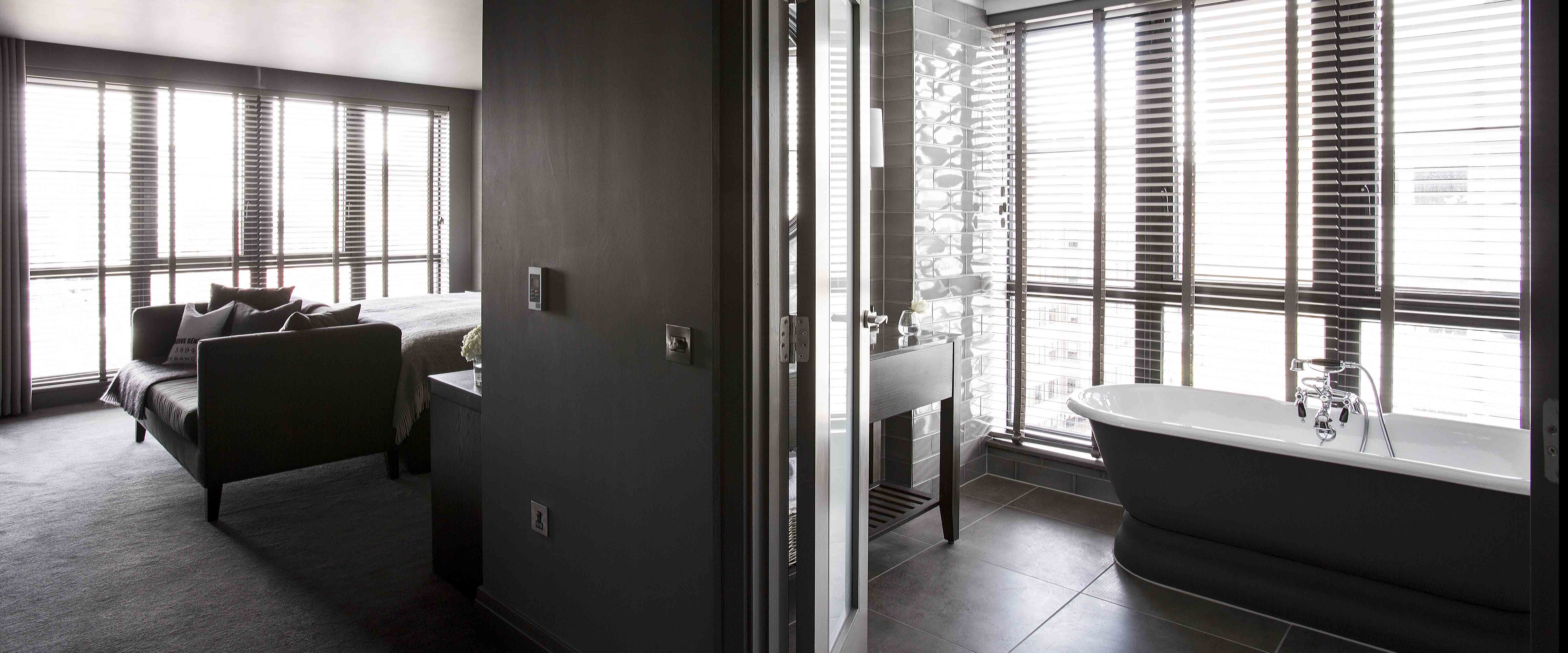 Dakota Glasgow bathroom suit