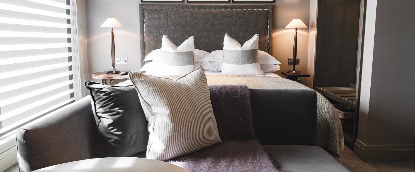 Dakota Hotel Leeds bedroom suite