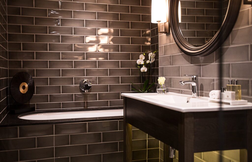 Dakota Hotel Leeds signature bathroom suite